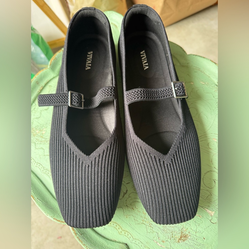 Vivaia Margot Mary Jane Flats Square Toe size 41 Wide (10W) - Picture 2 of 5